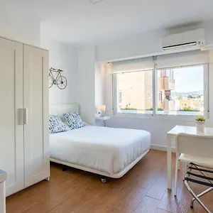 https://malagueta-9.hotelsinnerja.org